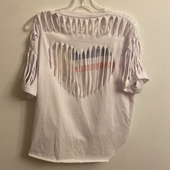 Kamisa Shredded Distressed T Shirt Sunburst Red White & Blue Large - Picture 2 of 11